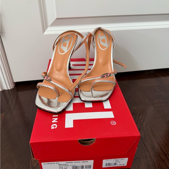 Diesel D-Venus SA - Strappy sandals in two-tone leather - Picture 6 of 11